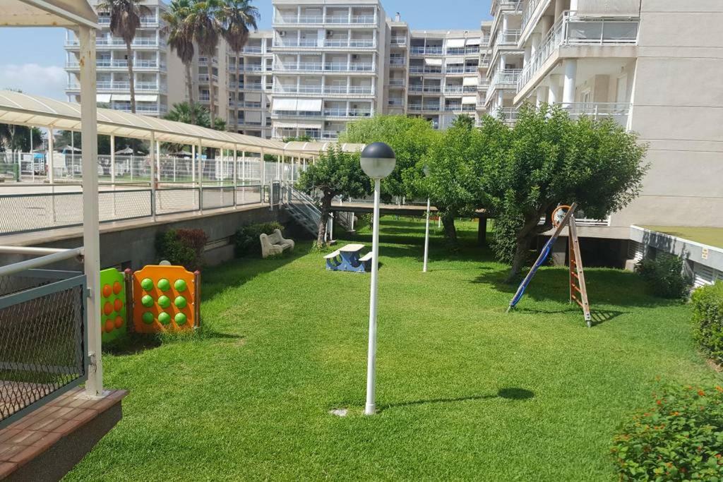 شقة كانيت ذي بيرينغير  في Vacaciones Canet Playa المظهر الخارجي الصورة