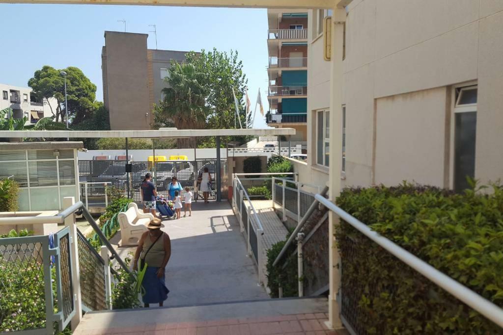 شقة كانيت ذي بيرينغير  في Vacaciones Canet Playa المظهر الخارجي الصورة